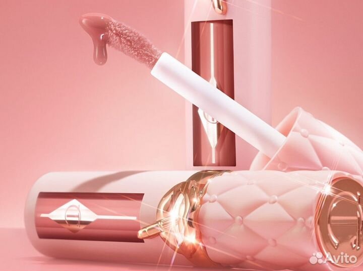 Блеск для губ Plumpgasm Charlotte Tilbury