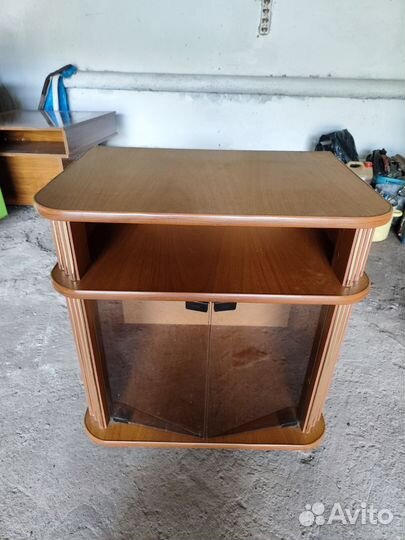 Тумба под телевизор