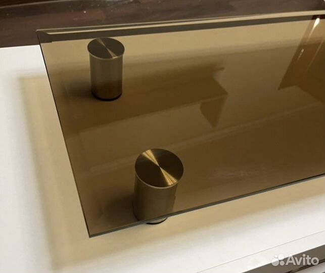 Стекло на тумбу под тв