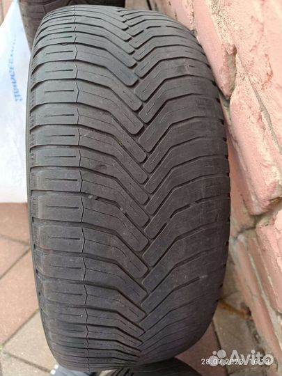 Michelin CrossClimate 215/55 R17