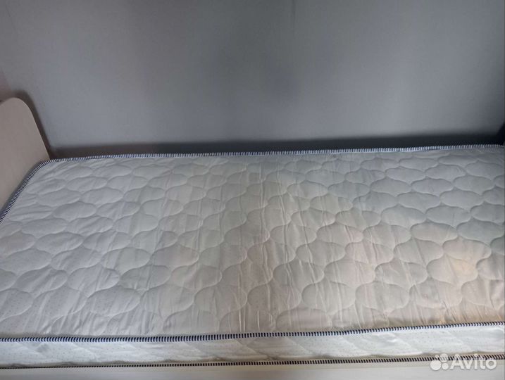 Матрас для кровати