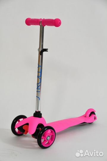 Детский самокат новый трехколесный