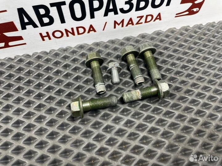 Болты крепления опоры двигателя Honda Civic FD(4Д)