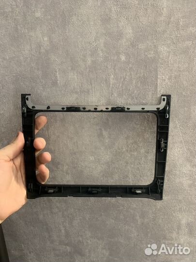 Рамка магнитолы volkswagen polo оригинал. Highline