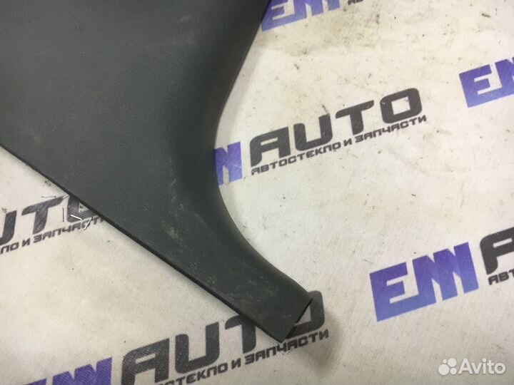 Накладка центральной стойки левая Шевроле Ланос