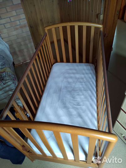 Детская кроватка Pali с ящиком