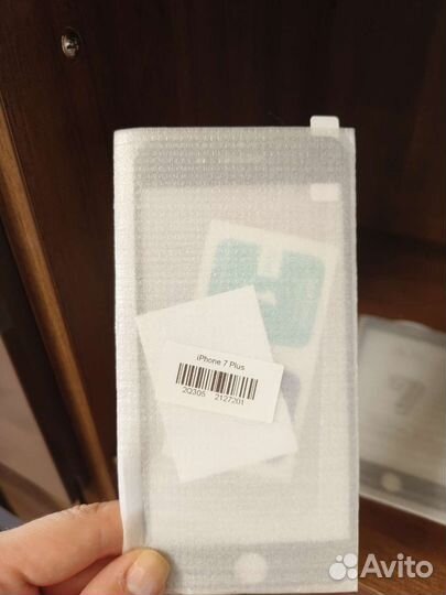Защитное стекло iPhone 7