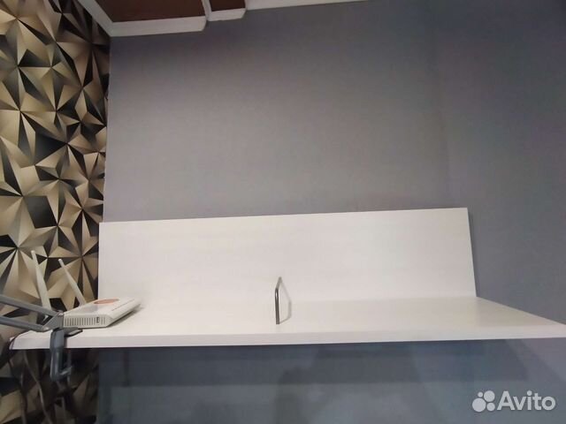 Полка настенная навесная