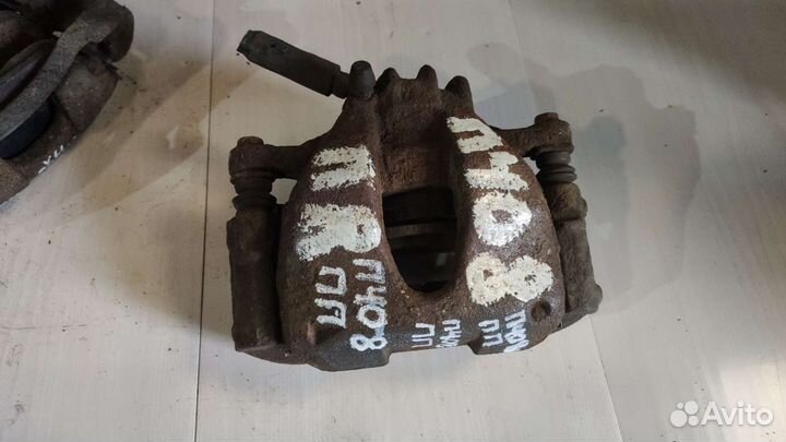 Суппорт тормозной передний Peugeot 408