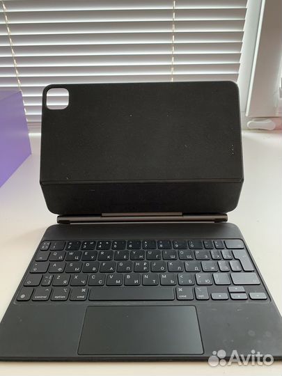 Apple magic keyboard для iPad pro 11