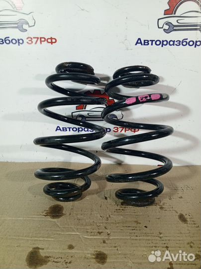 Пружина задняя Volkswagen Passat