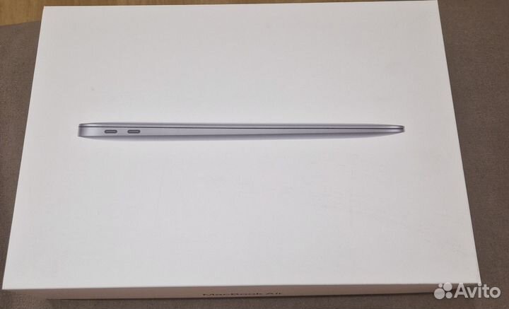 Apple macbook AIR 13-inch