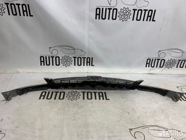 Решетка радиатора Renault Kangoo K7JA700 2007