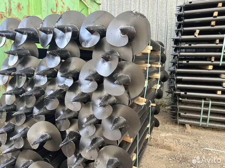 Винтовые сваи с монтажом