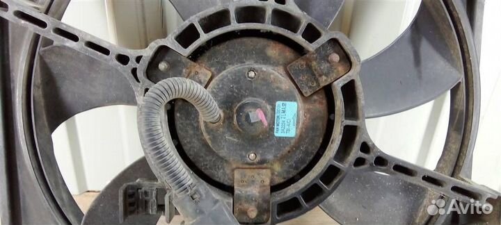 Вентилятор радиатора 253801C210