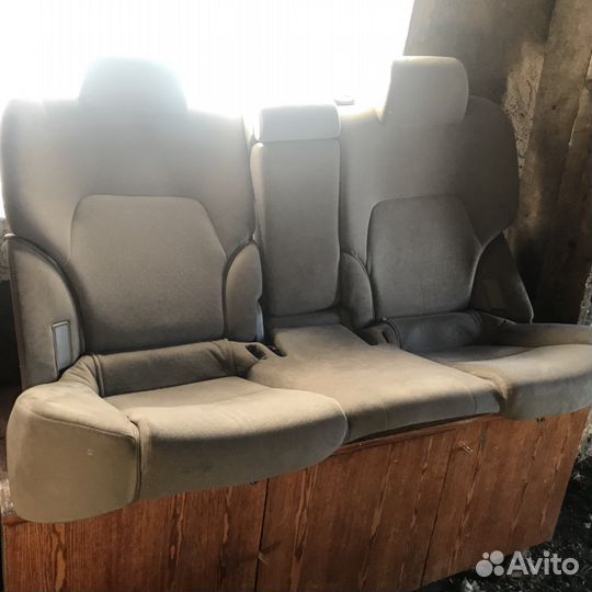 Задний диван тойота Марк