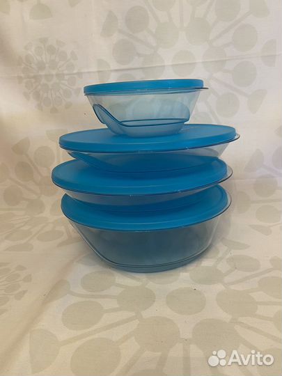 Сервировка Tupperware