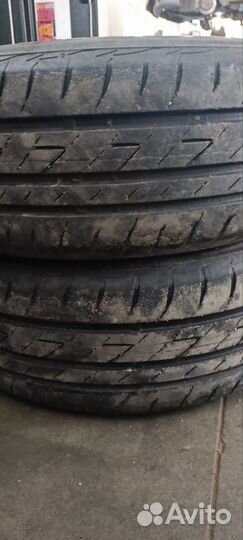 Bridgestone Ecopia PZ-X 215/55 R16