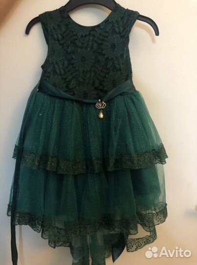 Нарядное платье