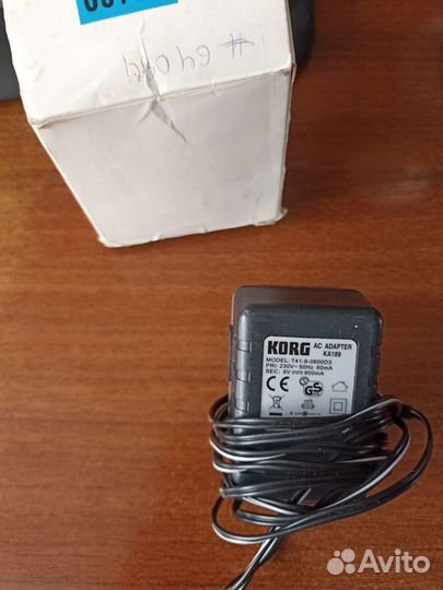 Блок питания для гитарных педалей