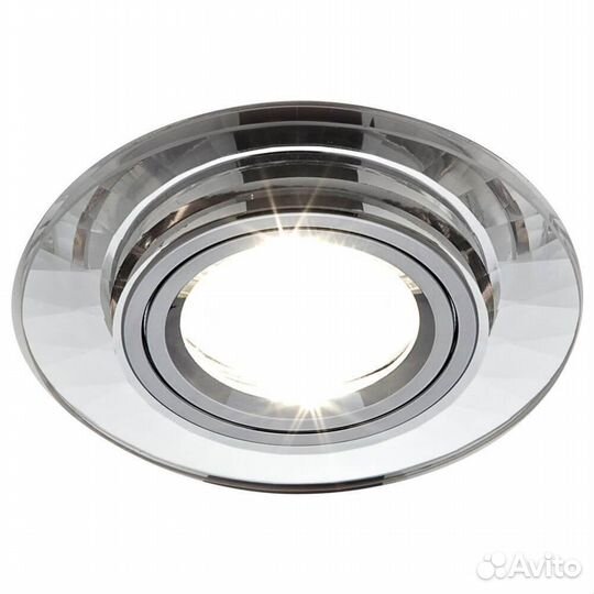 Светильник встраиваемый металлический и стеклянный