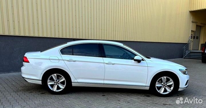 Volkswagen Passat 2.0 AMT, 2021, 107 000 км