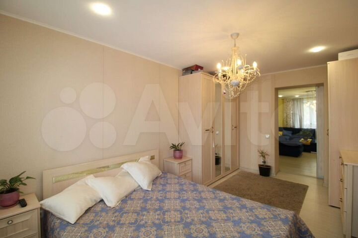 4-к. квартира, 82,5 м², 3/10 эт.