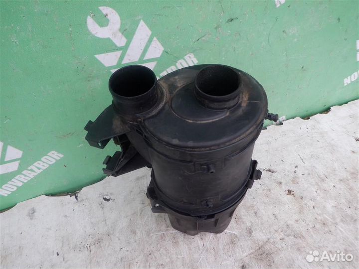 Корпус воздушного фильтра Рено Кенгу Кангу