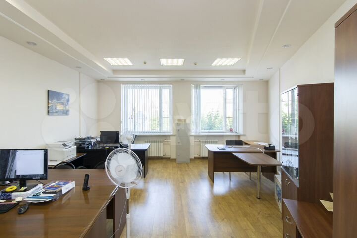 Сдам офисное помещение, 145.9 м²