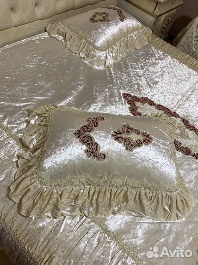 Покрывало и наволочки
