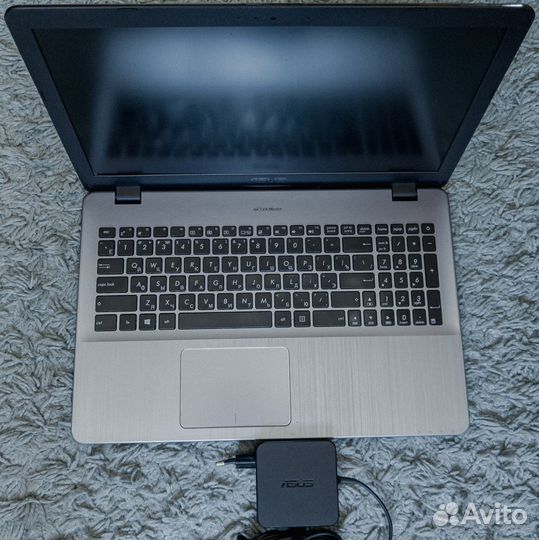 Ноутбук asus/i3/MX130 2Gb/12Gb/500Gb HDD+120Gb SSD