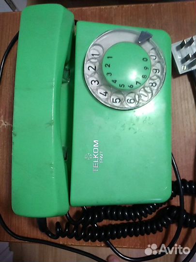 Телефон Panasonic и Telcom