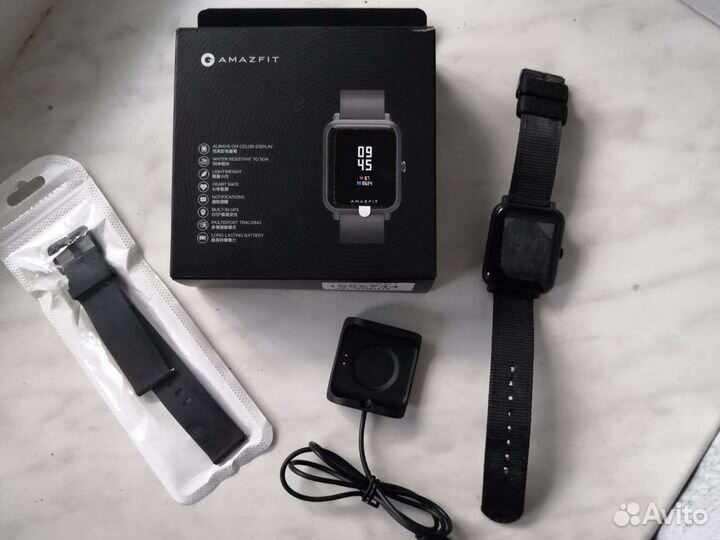 Спортивные часы Amozfit