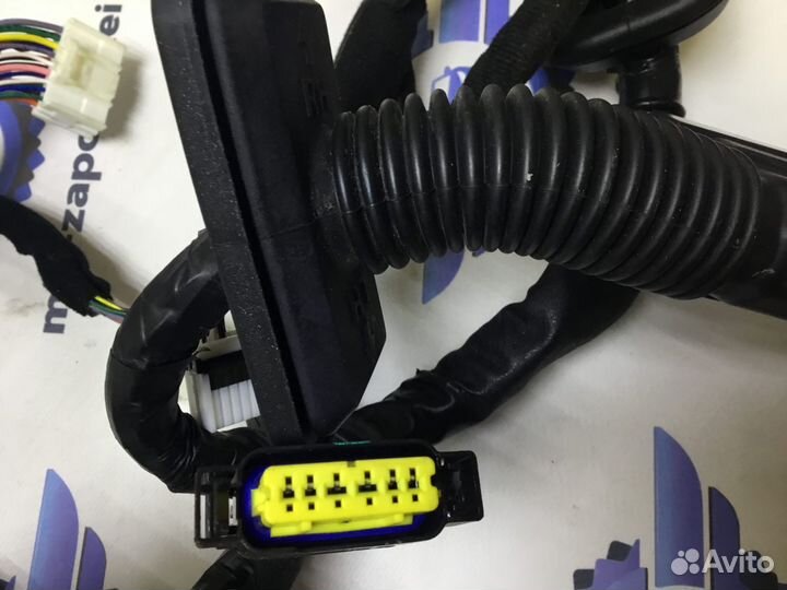 Проводка передней левой двери Hyundai Tucson 3