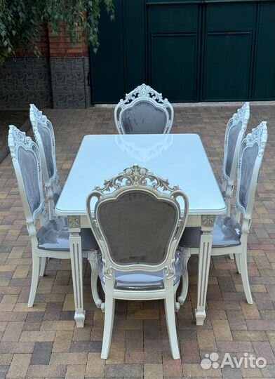 Столы и стулья. в наличии