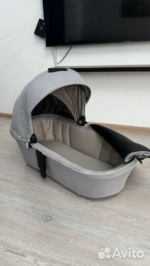 Коляска 3 в 1 Farfello