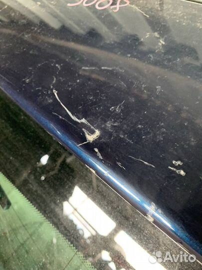 Крышка багажника Пежо 3008 дефект Peugeot 3008