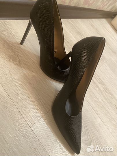 Туфли женские 38 размер zara