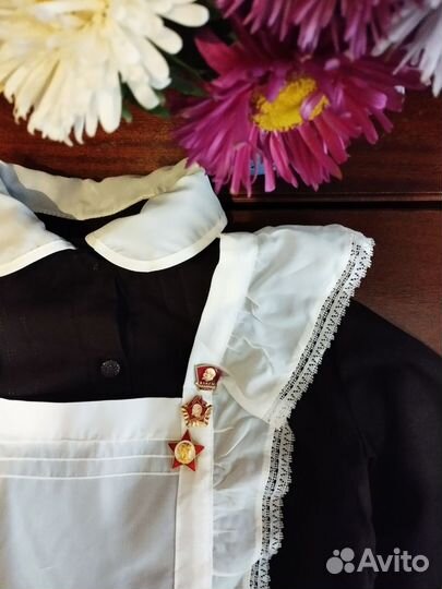 Платье школьное