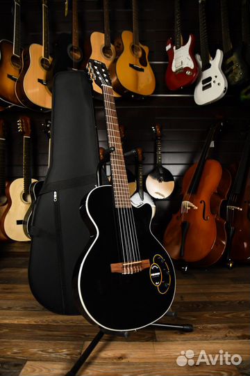 Электрогитара Cort (нейлон) + Аксессуары