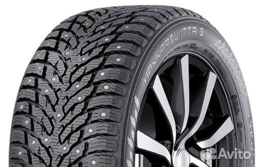 Nokian Tyres Hakkapeliitta 9 275/45 R21 110T