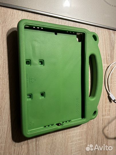 Детский противоударный чехол на iPad 7 2019