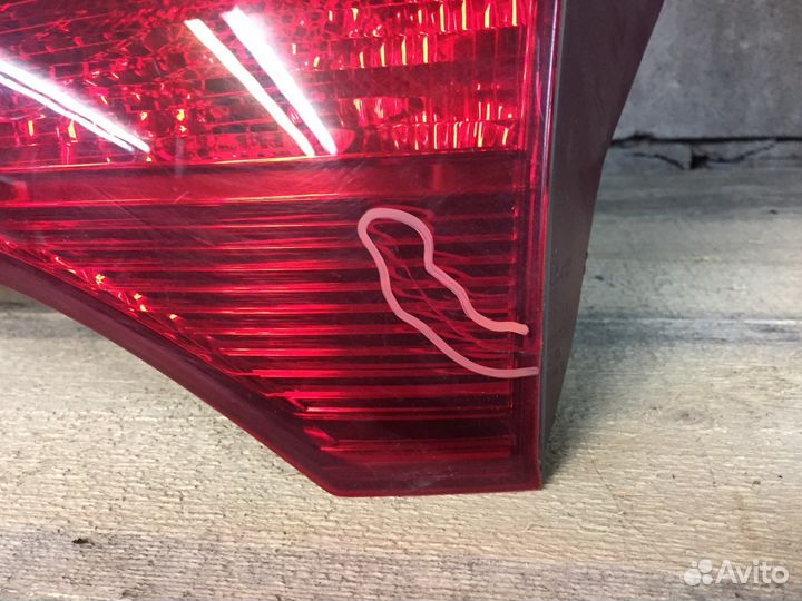 Фонарь правый Toyota Rav4 CA40 дефект