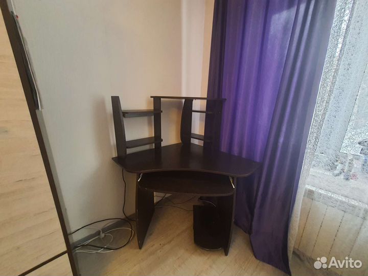 Компьютерный столик бу