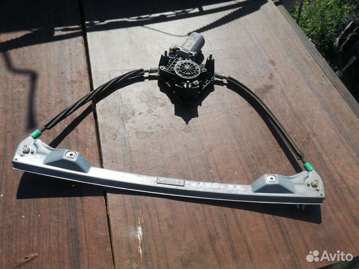 Стеклоподъемник Рено Клио 2