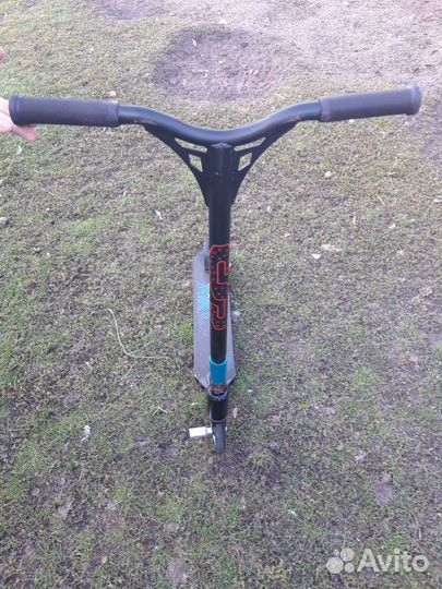 Трюковой самокат