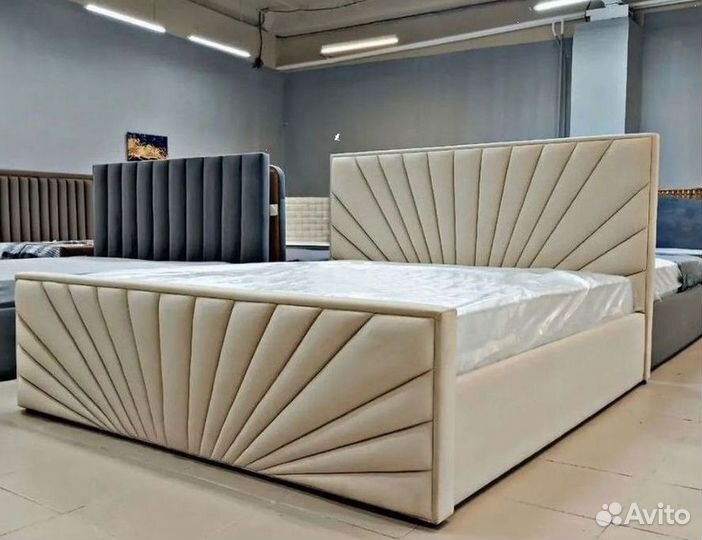 Кровать мягкая двуспальная на заказ