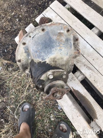 Задний мост газон