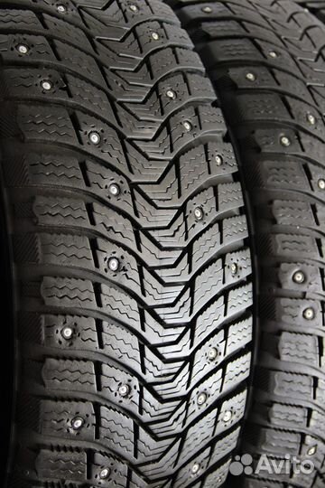 Michelin X-Ice North XIN2 215/65 R16 102T