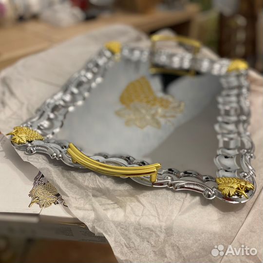 Поднос металлический сервировочный 30х40 см